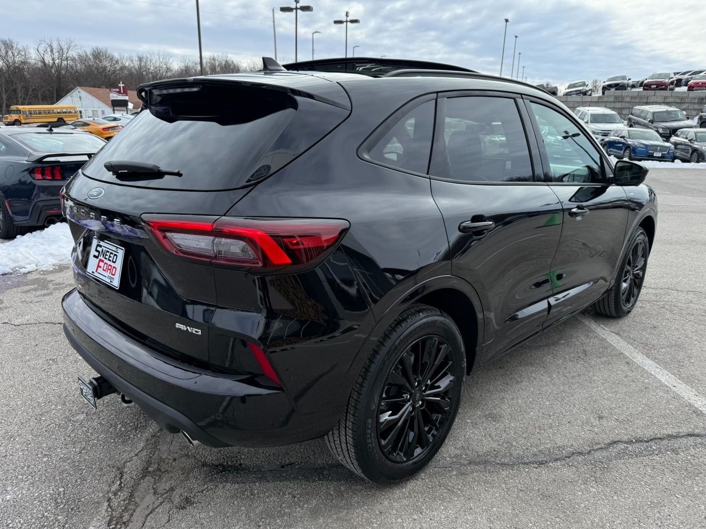 2025 Ford Escape ST-Line Elite