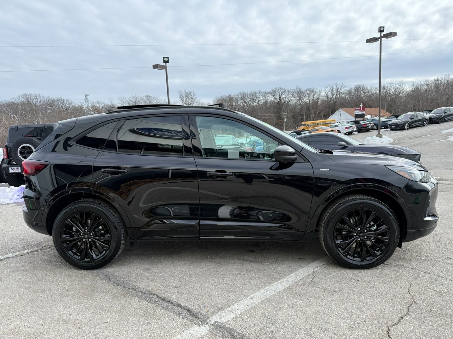 2025 Ford Escape ST-Line Elite