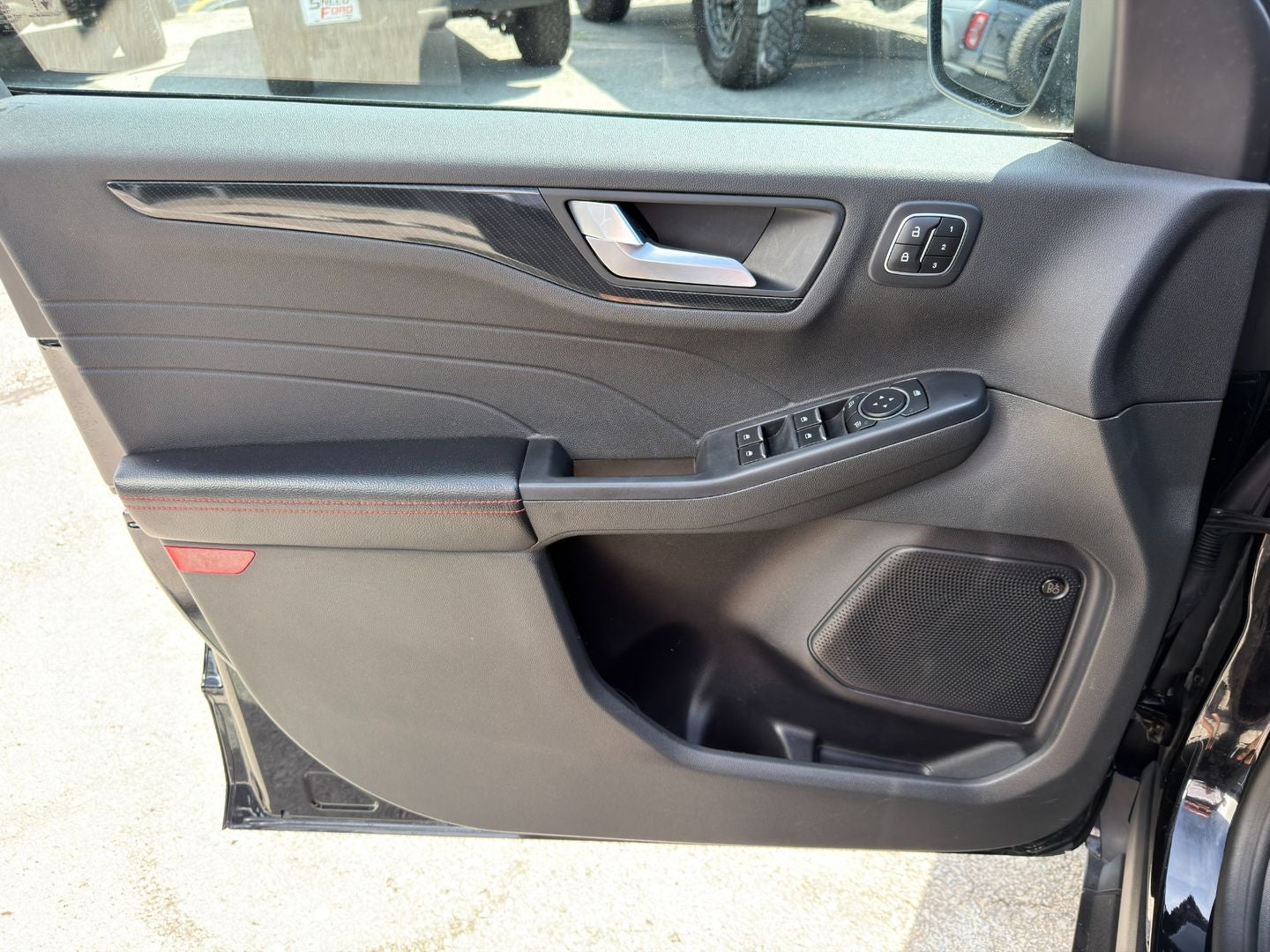 2023 Ford Escape ST-Line Elite