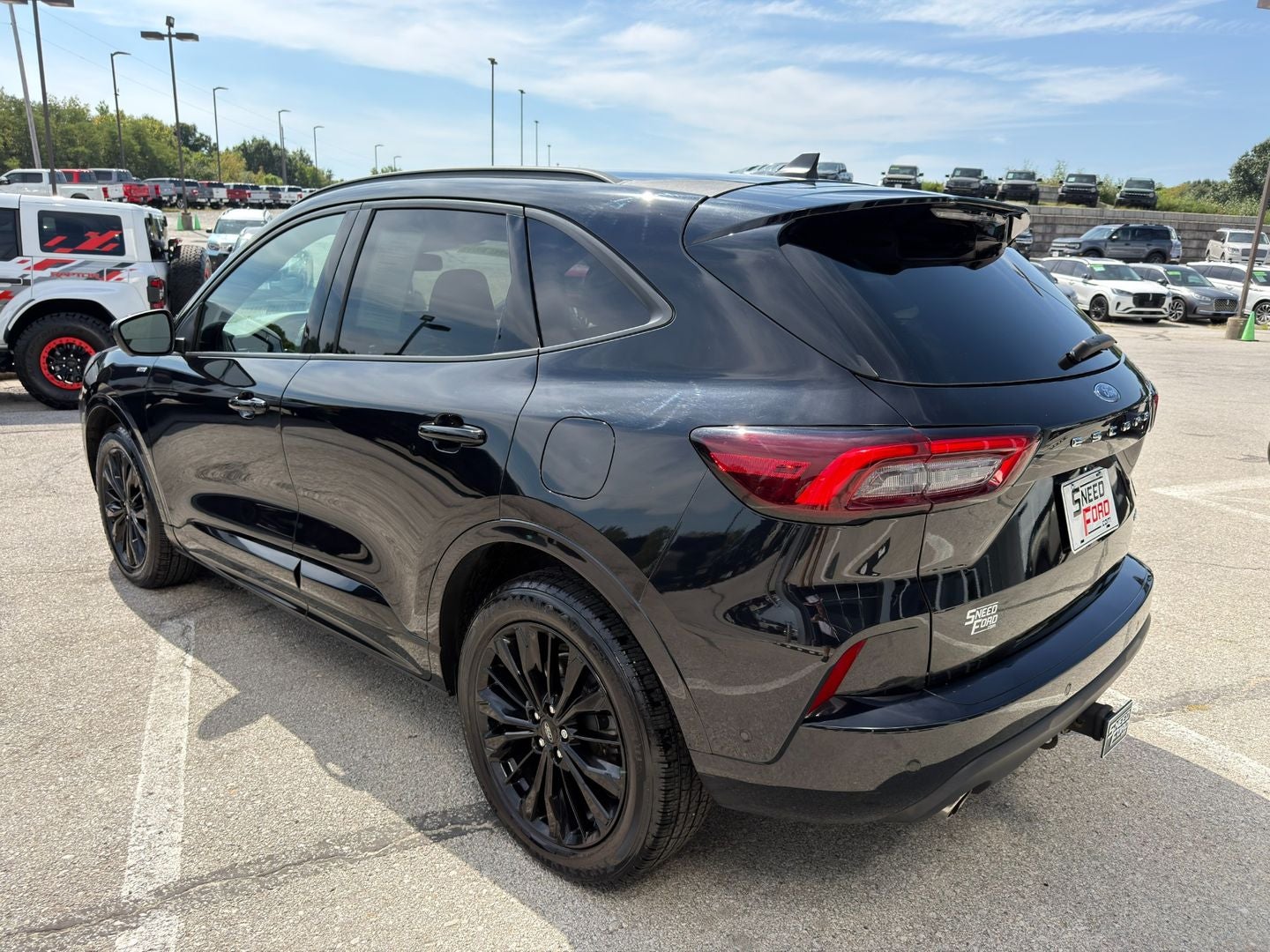 2023 Ford Escape ST-Line Elite