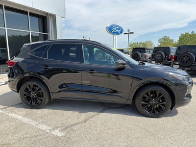 2023 Ford Escape ST-Line Elite
