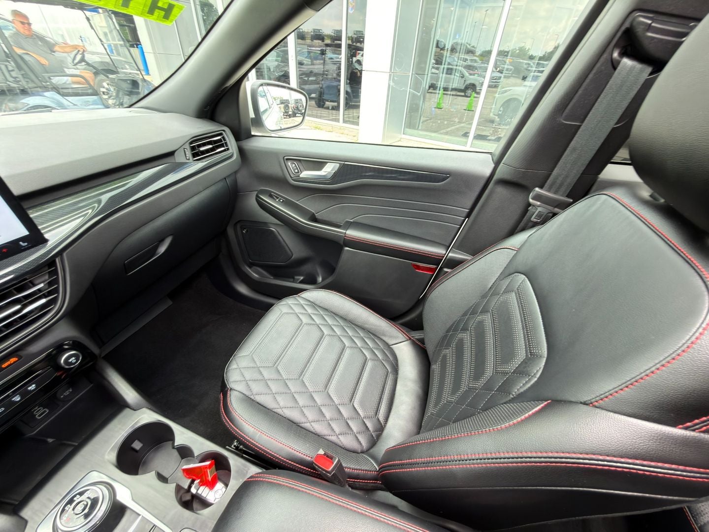 2024 Ford Escape ST-Line Elite
