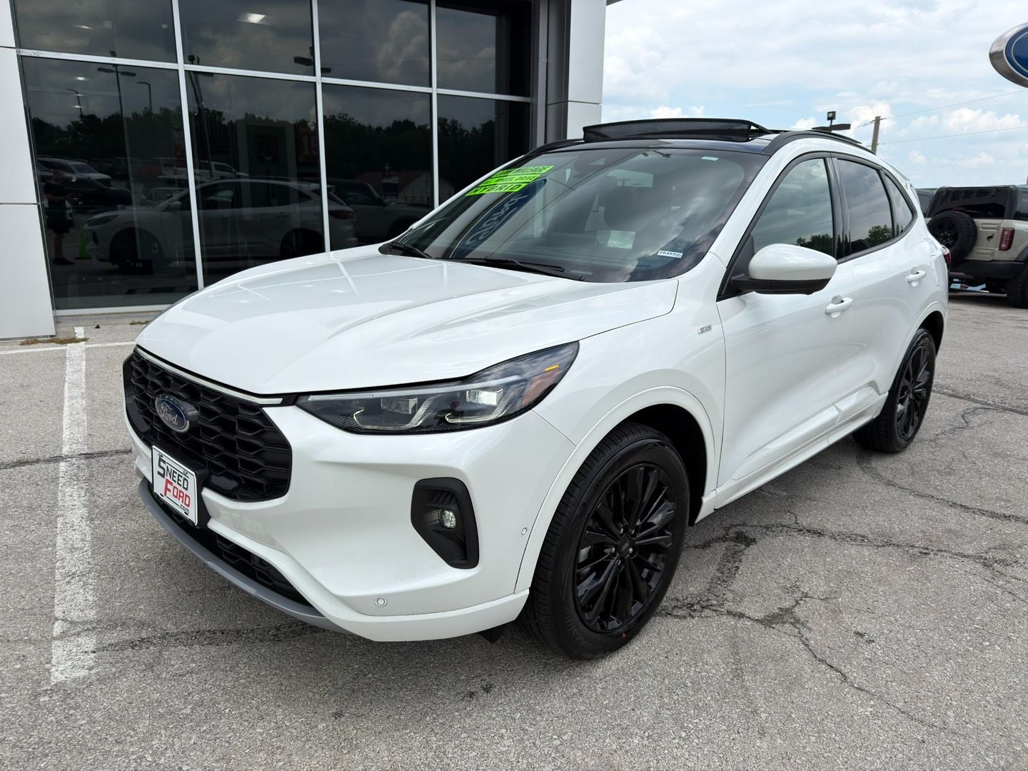 2024 Ford Escape ST-Line Elite