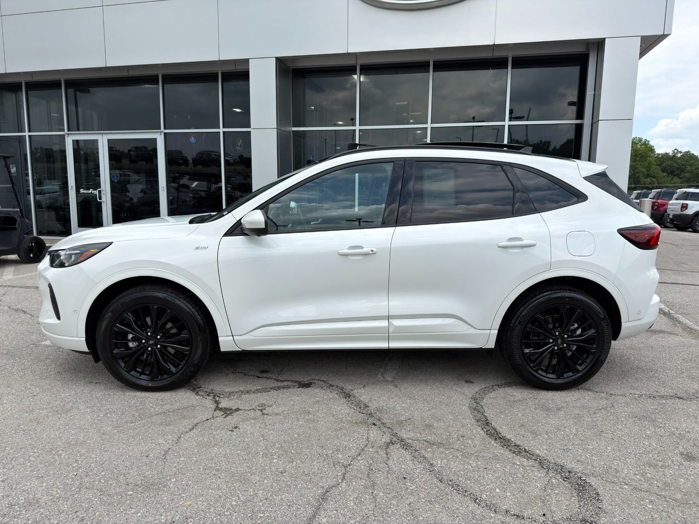 2024 Ford Escape ST-Line Elite