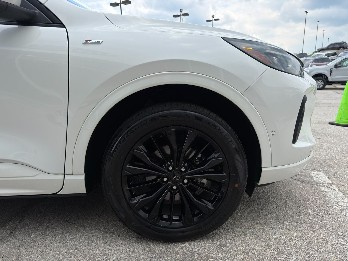 2024 Ford Escape ST-Line Elite