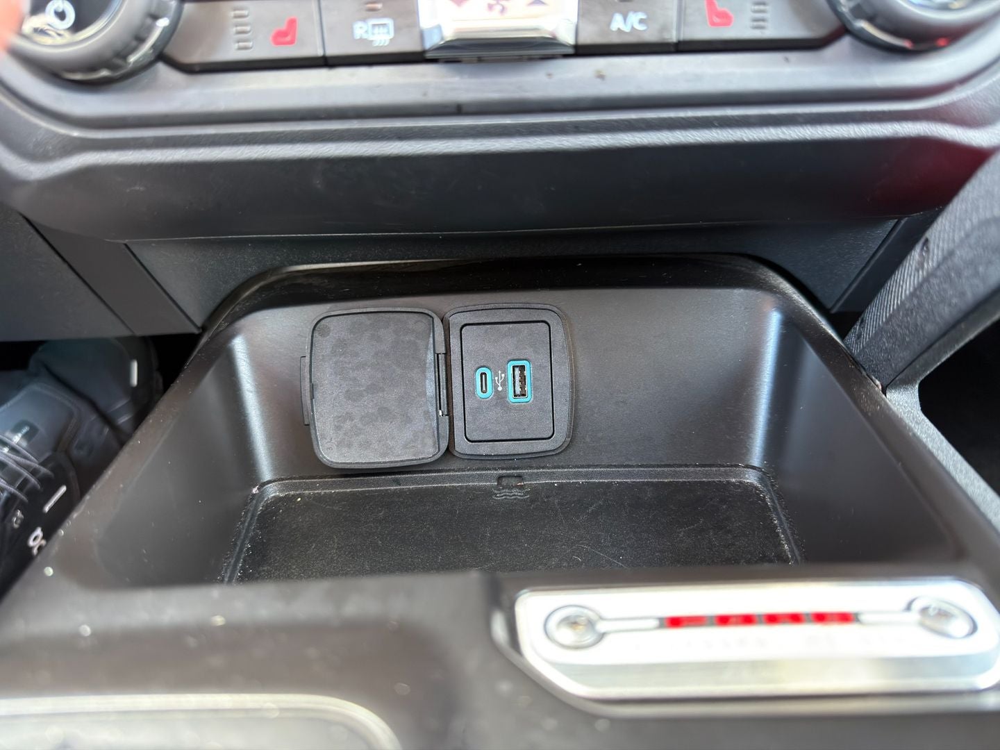 2024 Ford Bronco Heritage Edition