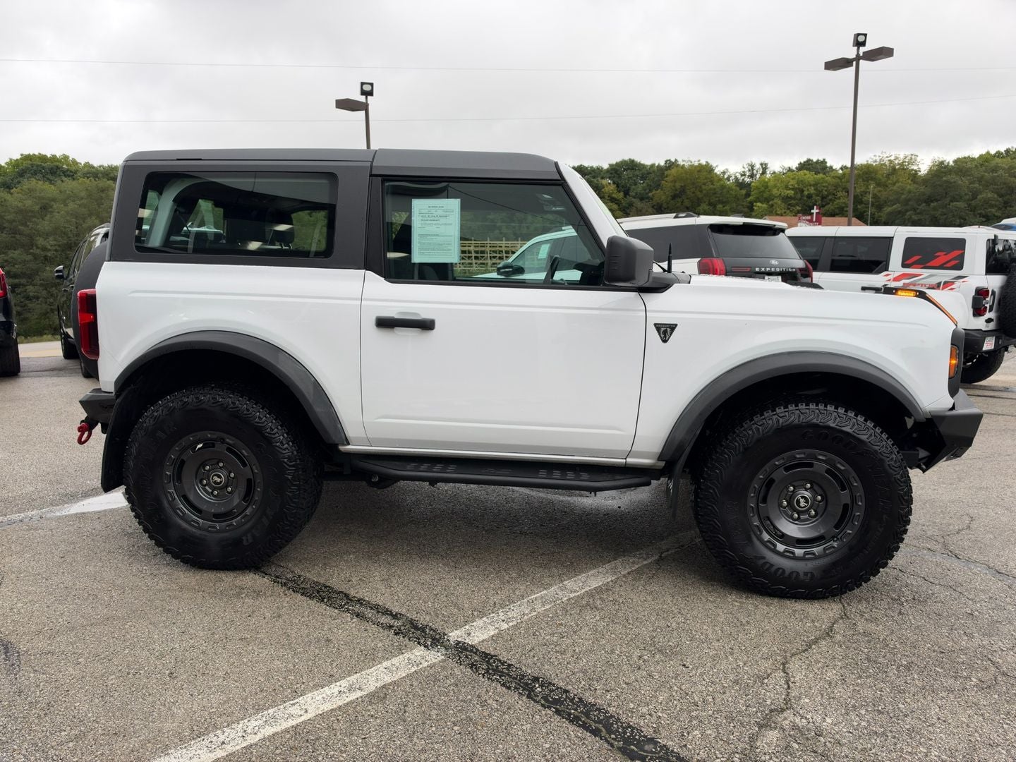2025 Ford Bronco Base