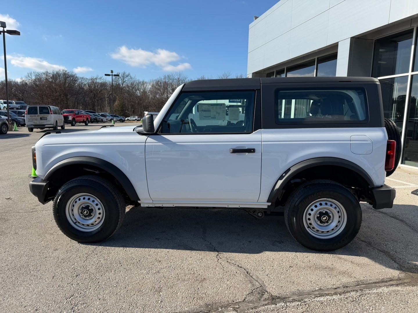 2025 Ford Bronco Base