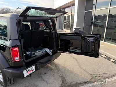 2025 Ford Bronco Base