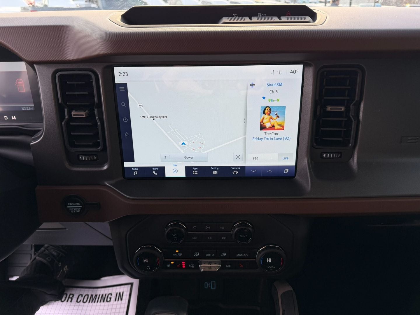 2024 Ford Bronco Outer Banks