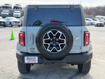 2024 Ford Bronco Outer Banks