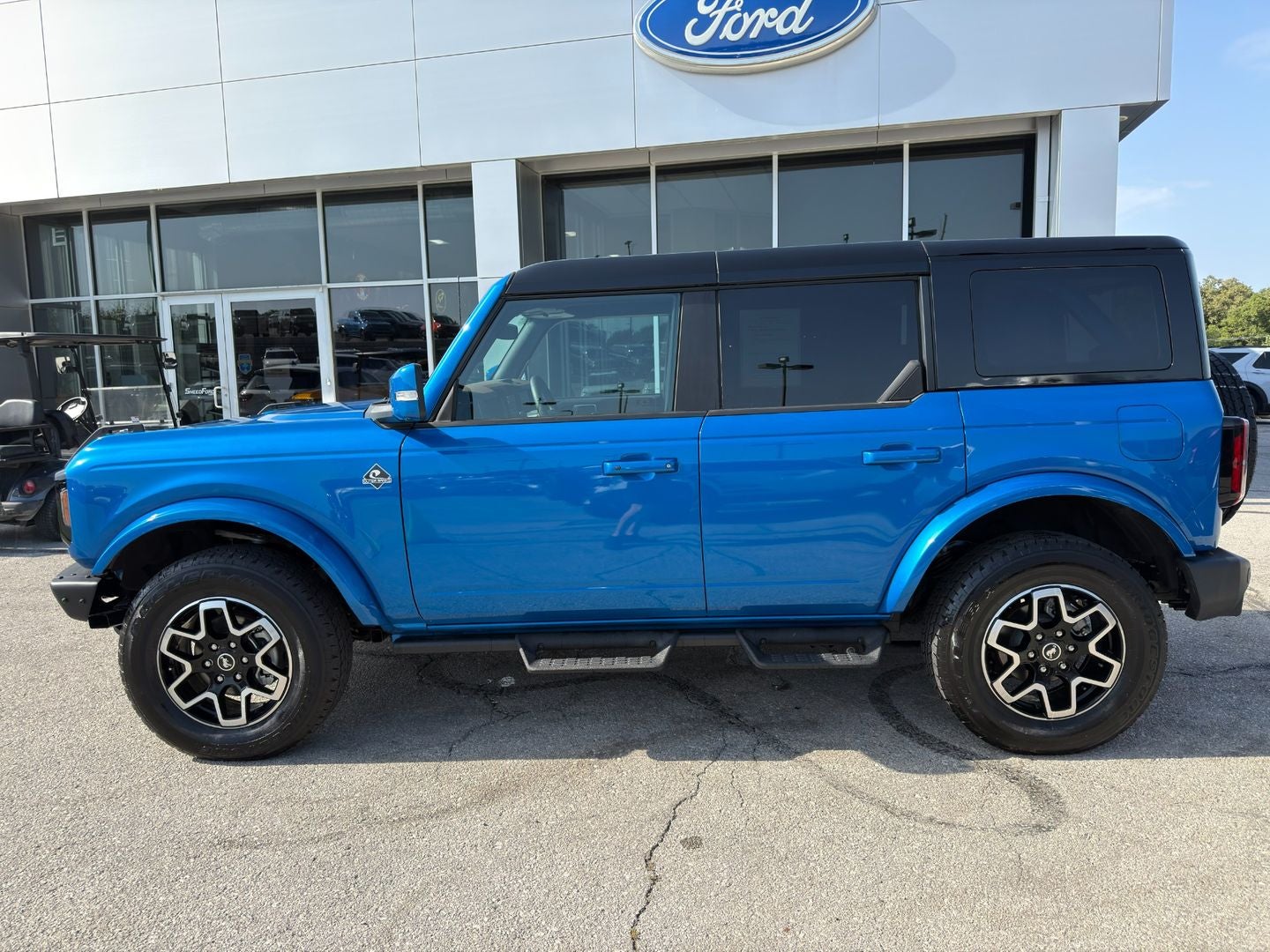 2024 Ford Bronco Outer Banks