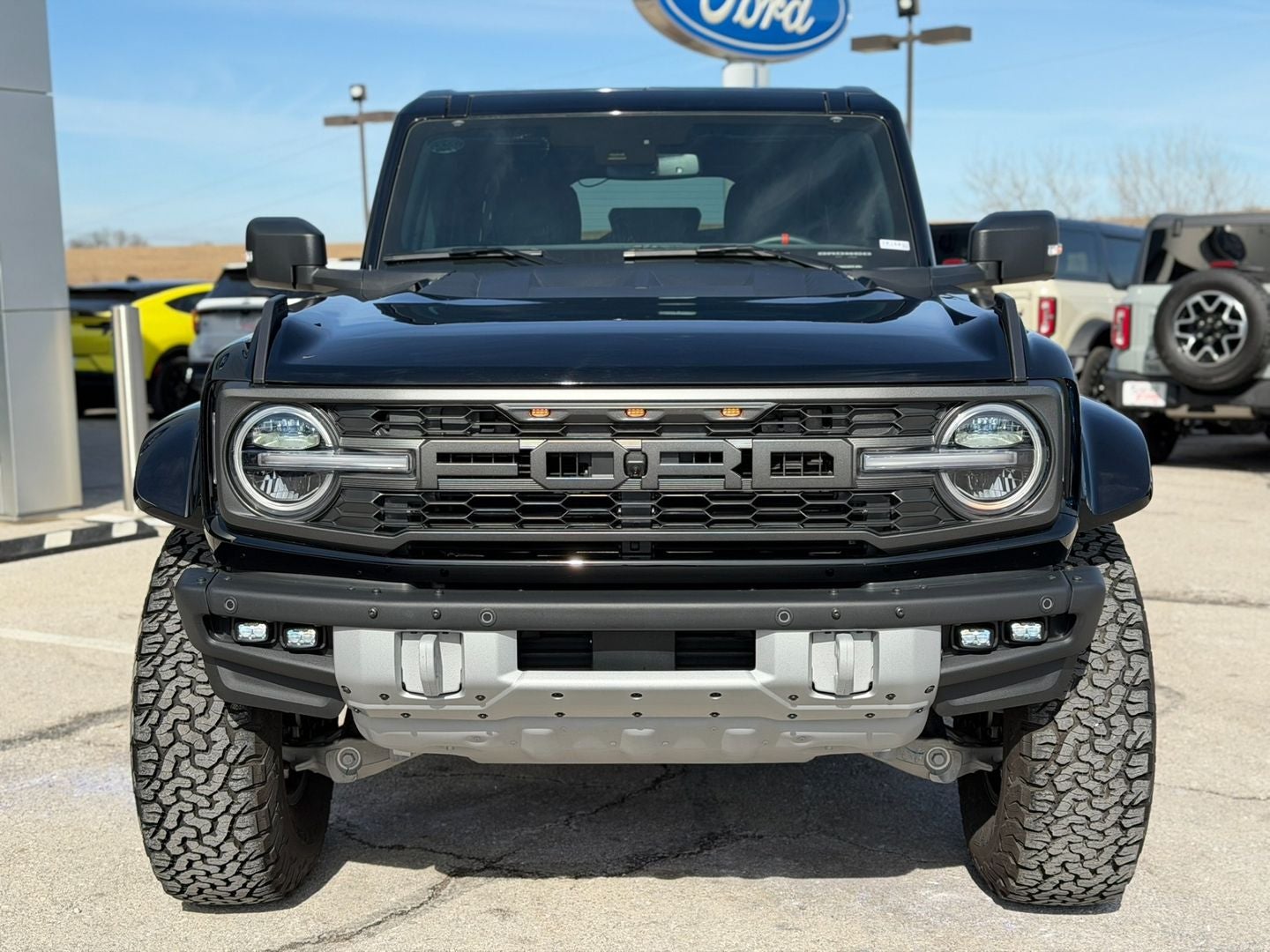 Used 2025 Ford Bronco 4-Door Raptor with VIN 1FMEE0RR5SLA64718 for sale in Kansas City