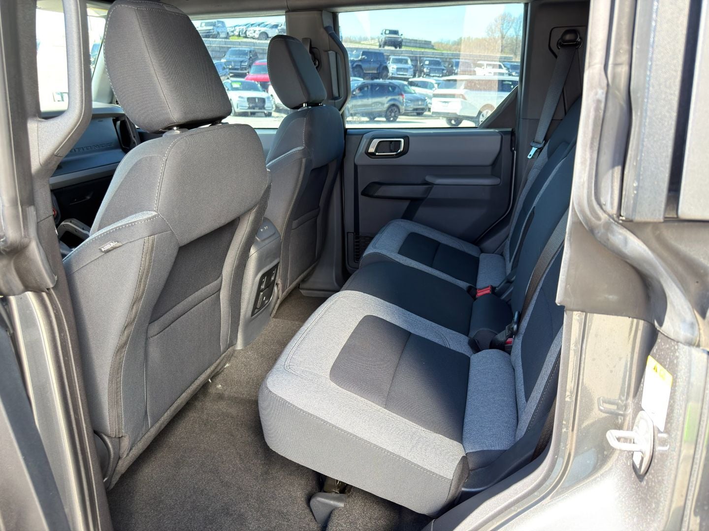 2023 Ford Bronco Base Advanced