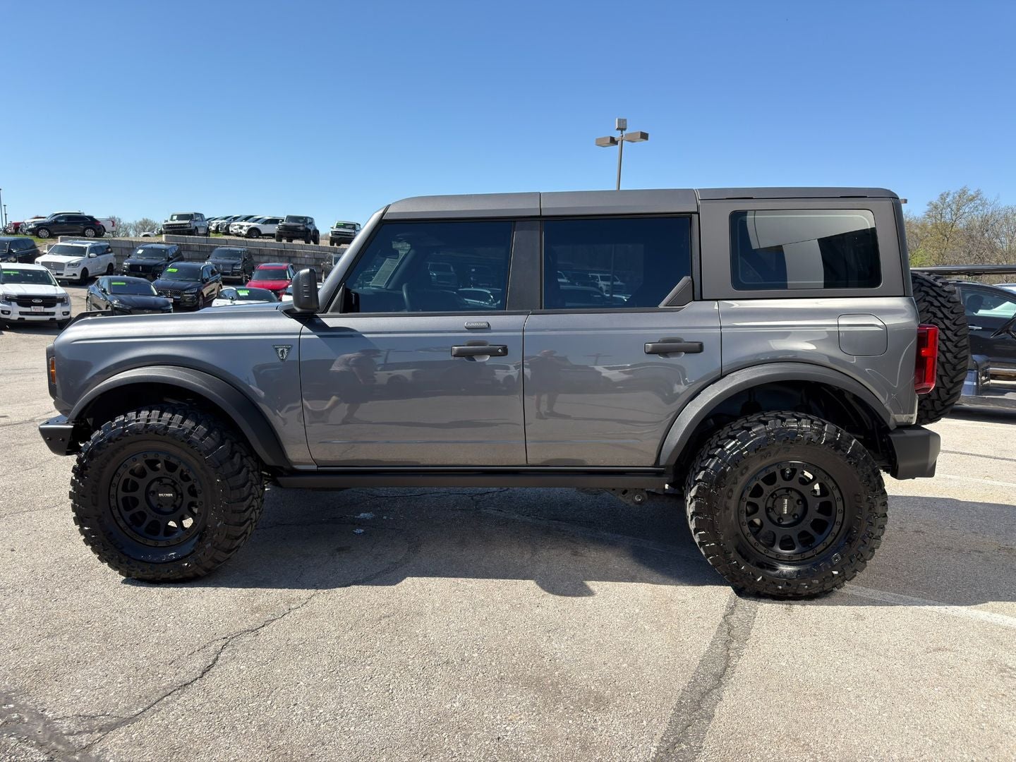 2023 Ford Bronco Base Advanced