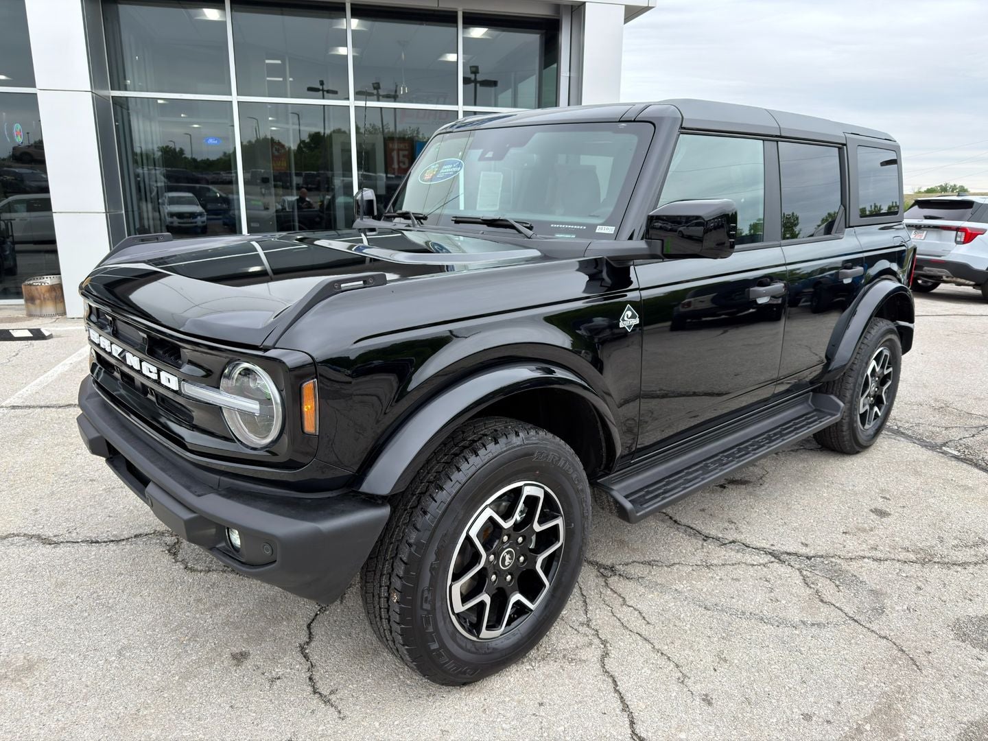 2026 Ford Bronco Outer Banks®