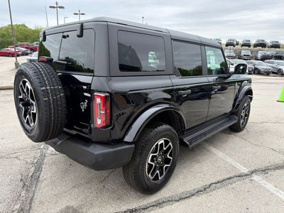 2026 Ford Bronco Outer Banks®