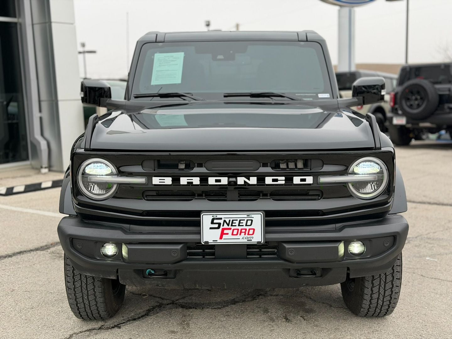 2025 Ford Bronco Outer Banks