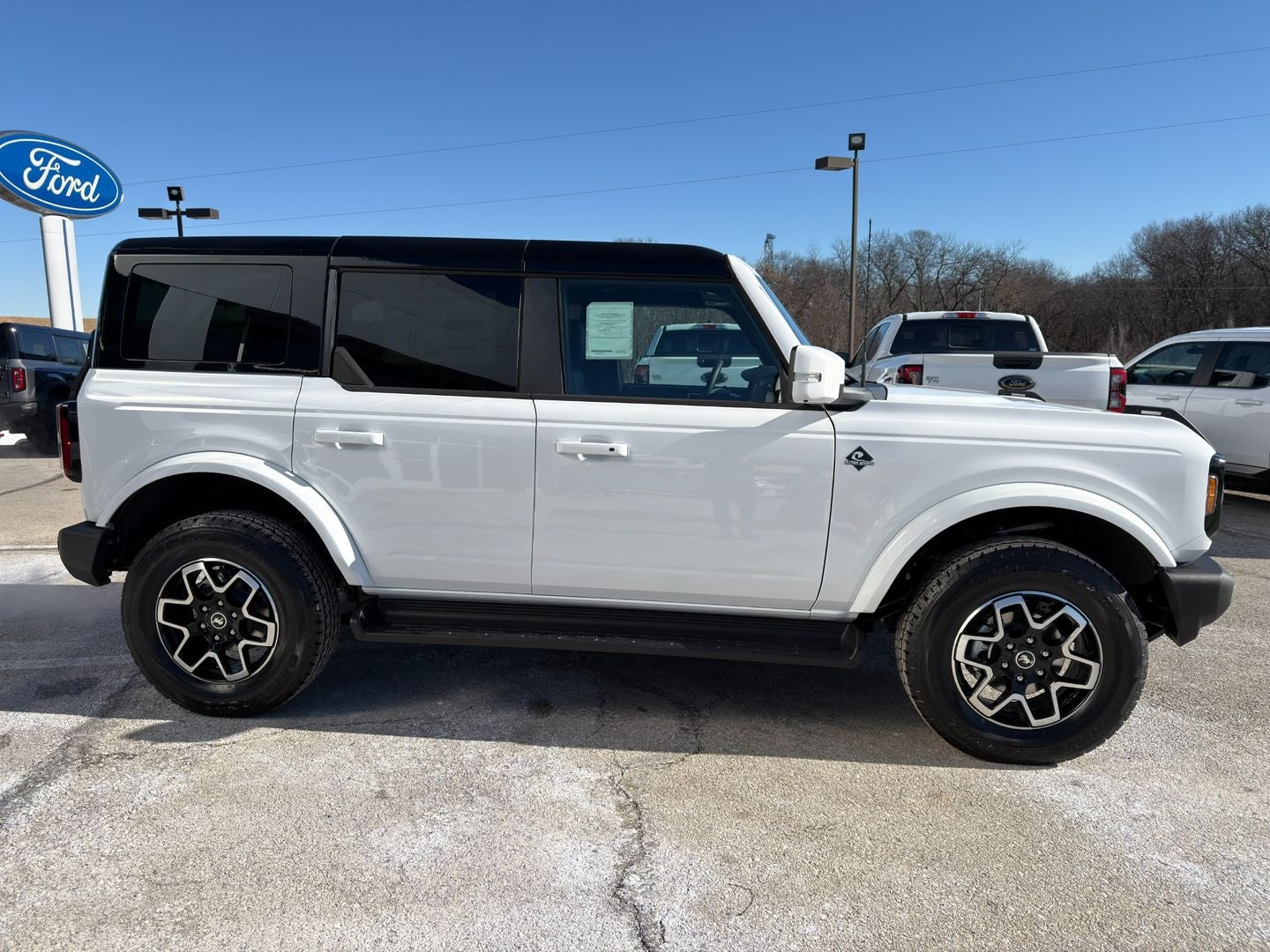 2025 Ford Bronco Outer Banks®