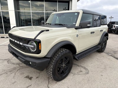 2025 Ford Bronco Outer Banks®