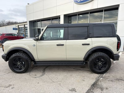 2025 Ford Bronco Outer Banks®