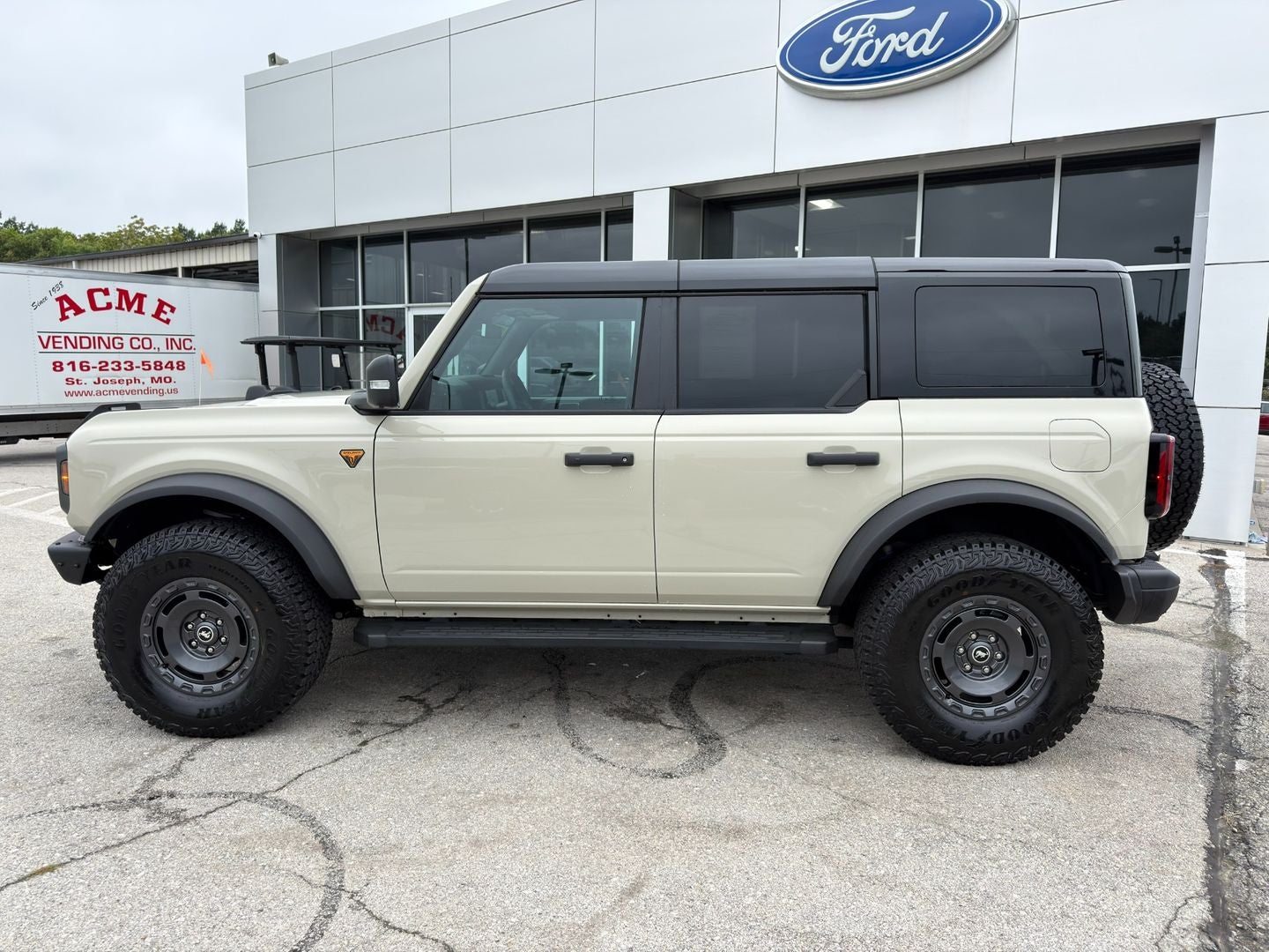 2025 Ford Bronco Badlands