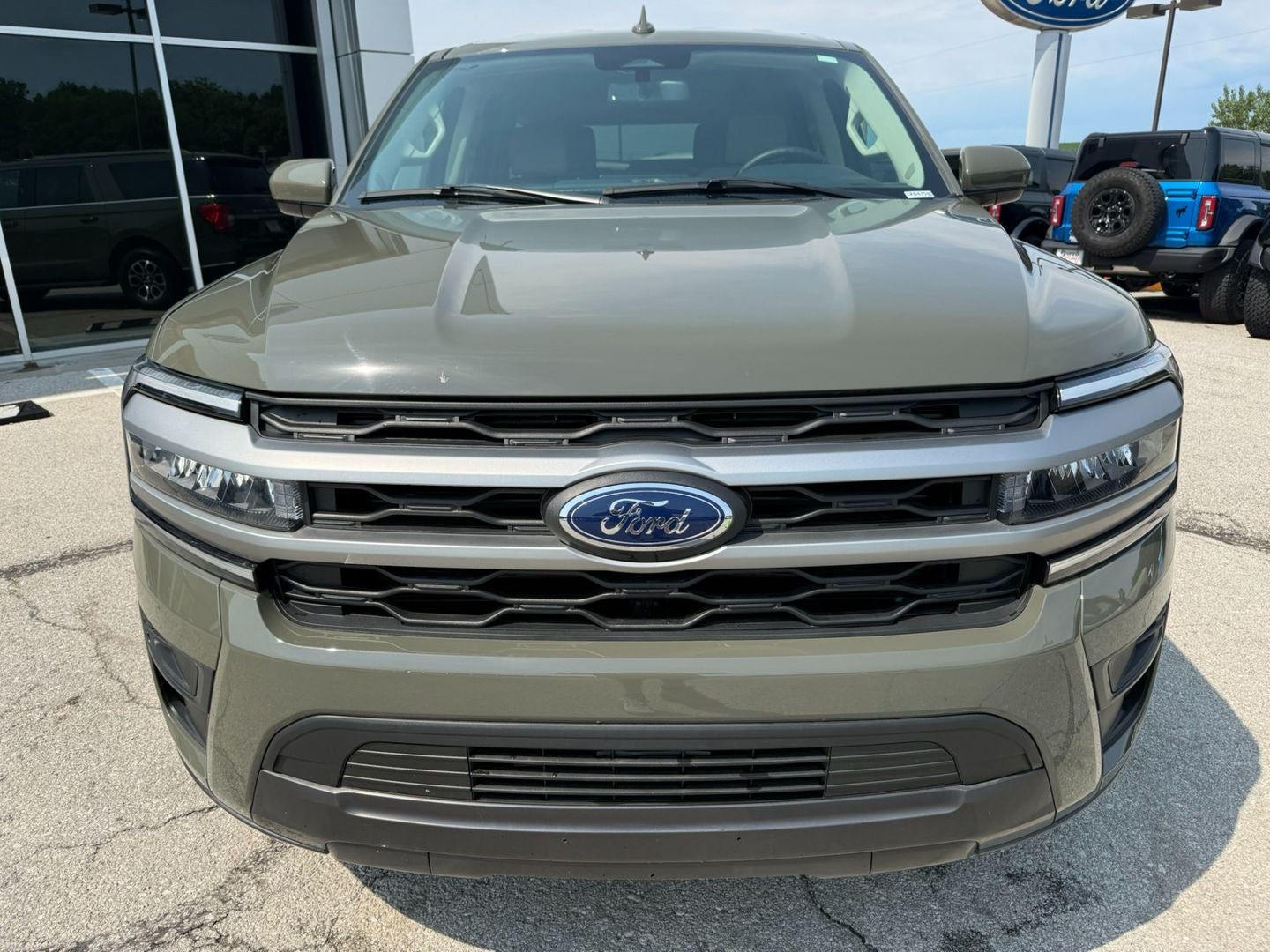 2024 Ford Expedition Max XLT
