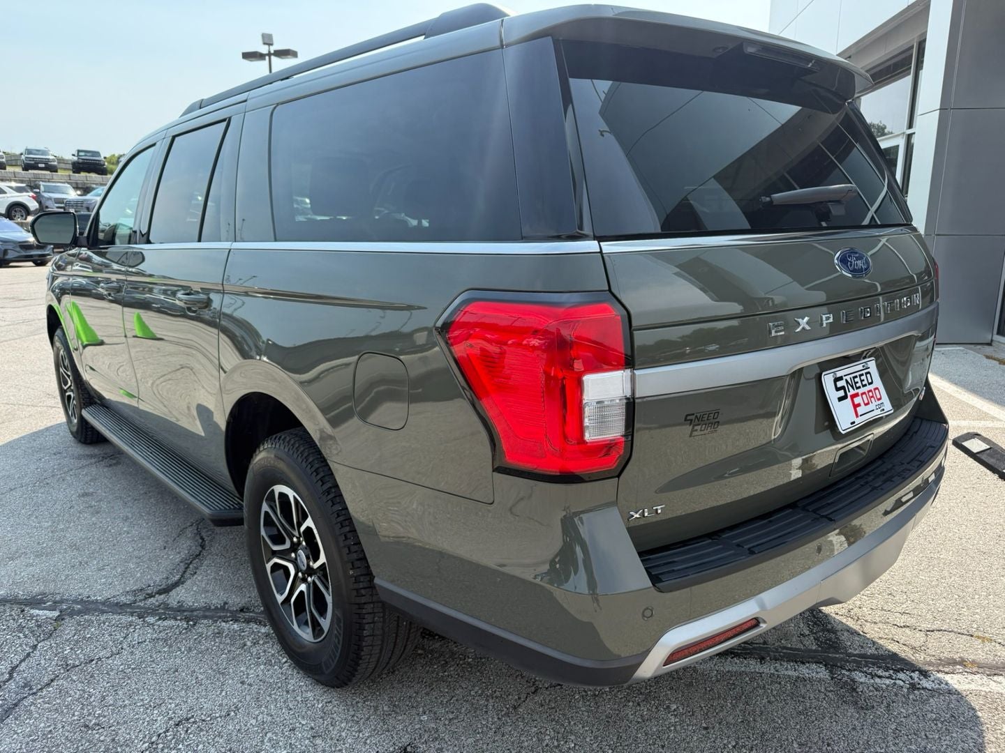 2024 Ford Expedition Max XLT