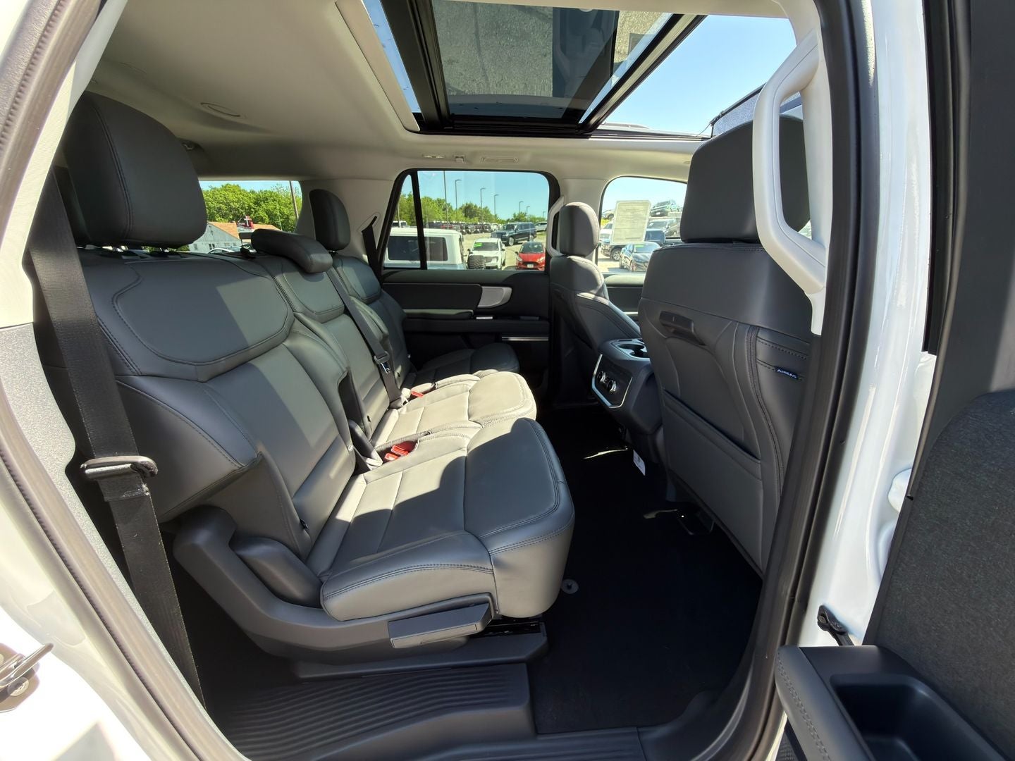 2026 Ford Expedition MAX Active