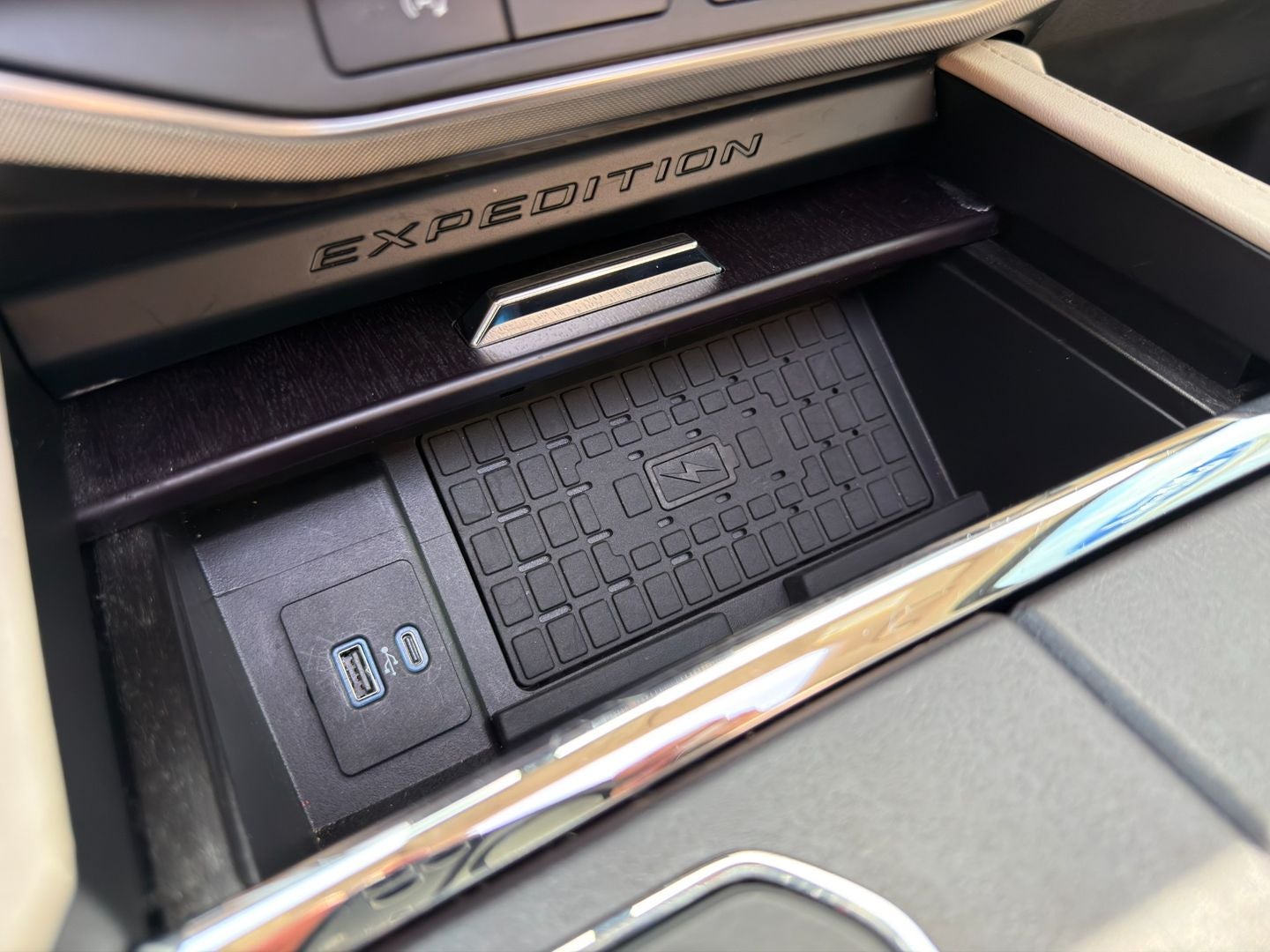 2024 Ford Expedition Max Platinum