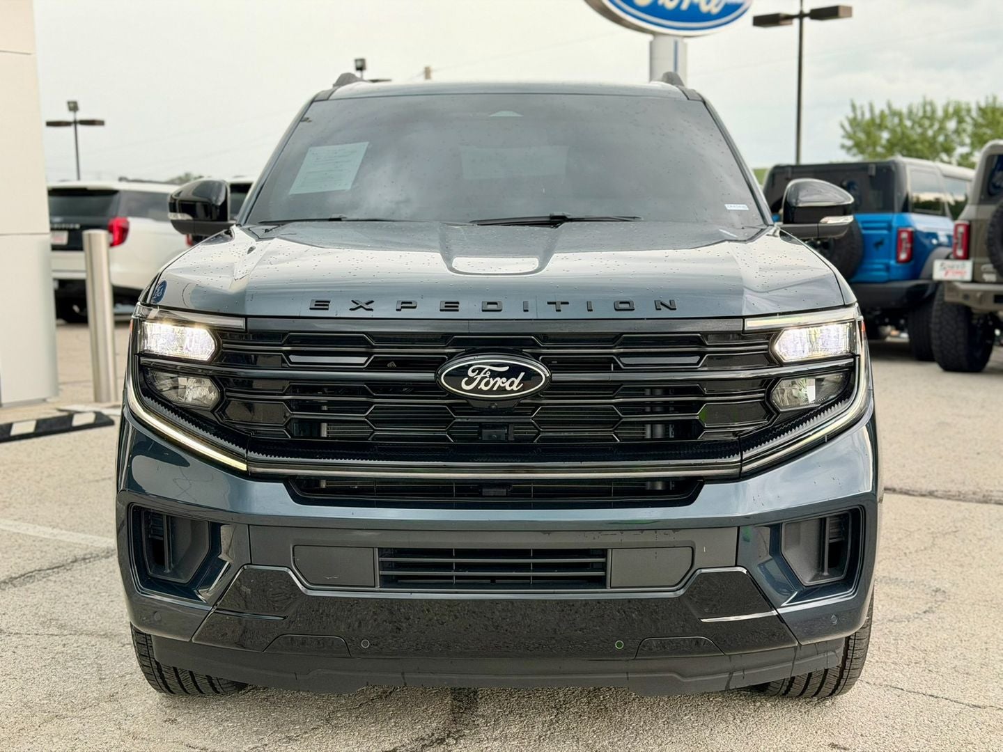 2025 Ford Expedition Max Platinum