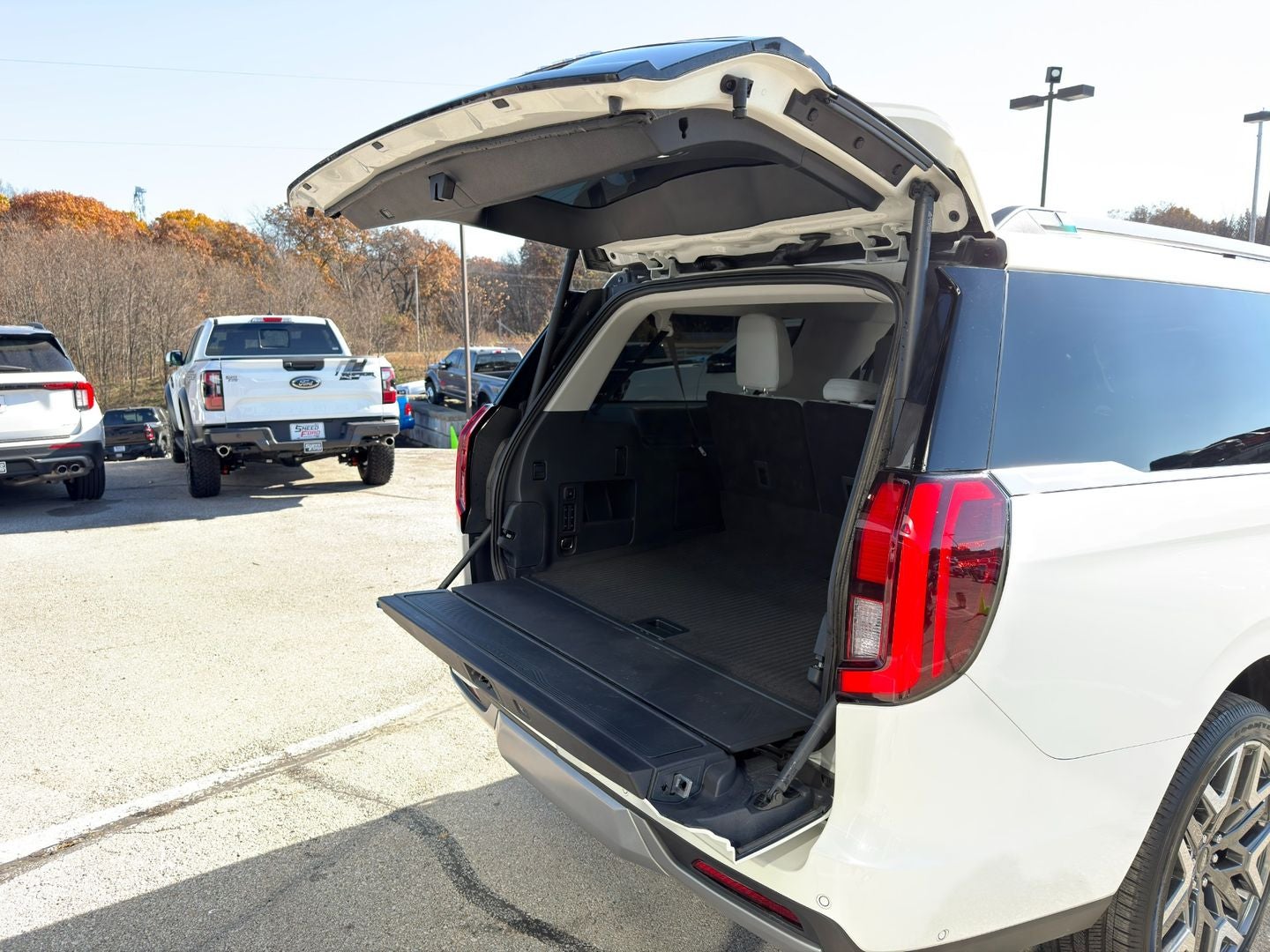 2025 Ford Expedition Max Platinum