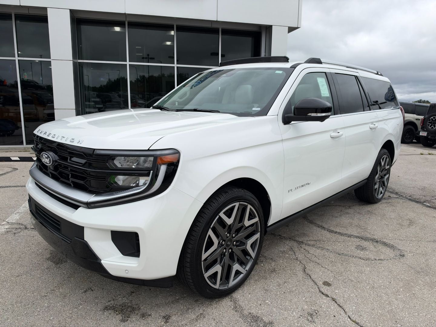 2027 Ford Expedition MAX Platinum