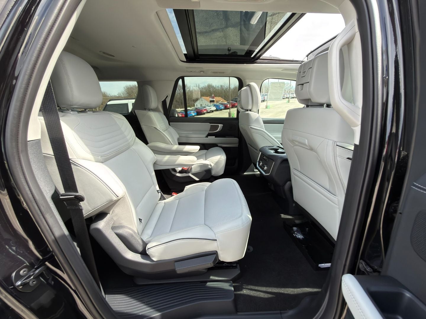 2026 Ford Expedition MAX Platinum®