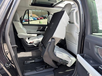 2026 Ford Expedition MAX Platinum®