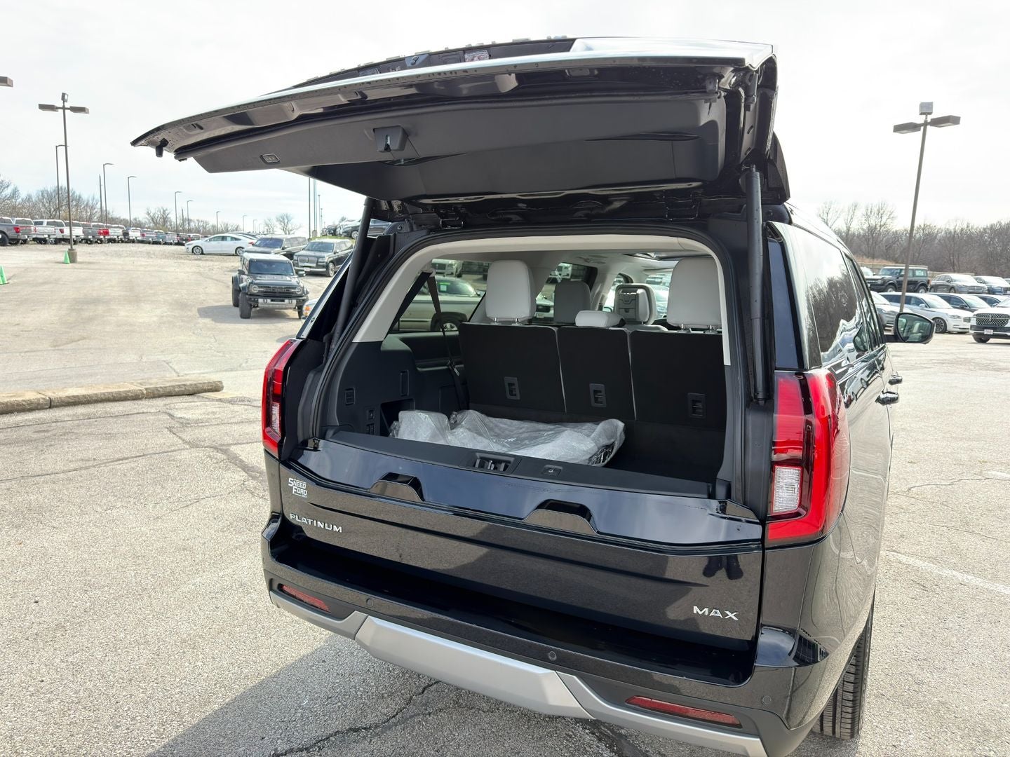 2026 Ford Expedition MAX Platinum®