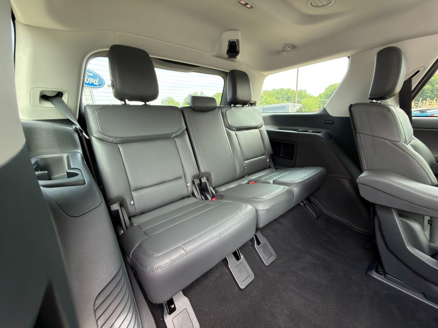 2027 Ford Expedition Active
