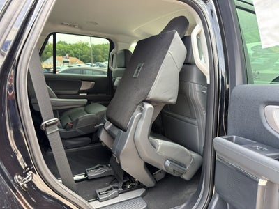 2027 Ford Expedition Active