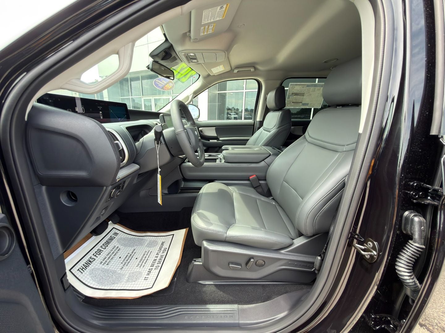 2027 Ford Expedition Active