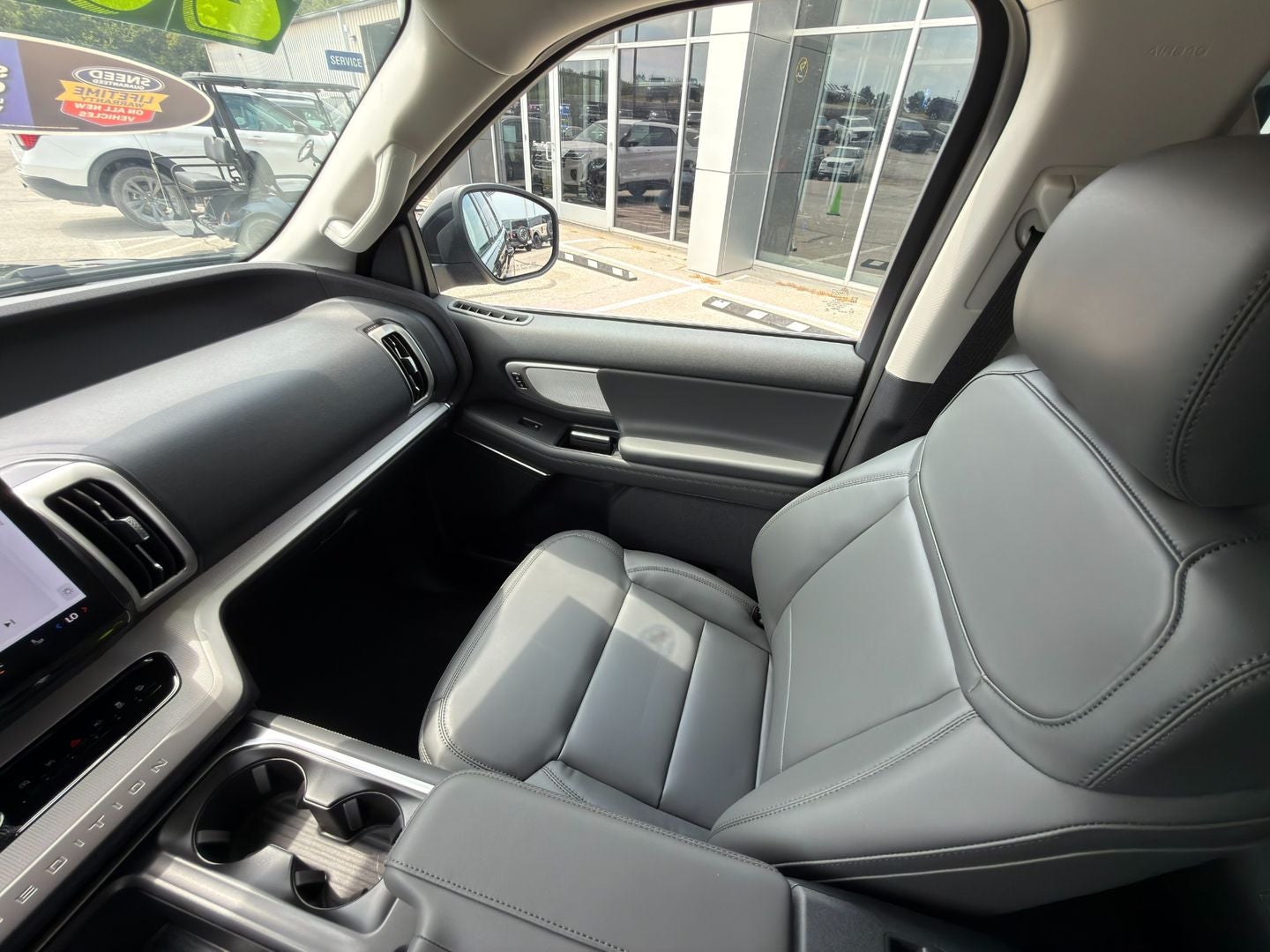 2027 Ford Expedition Active