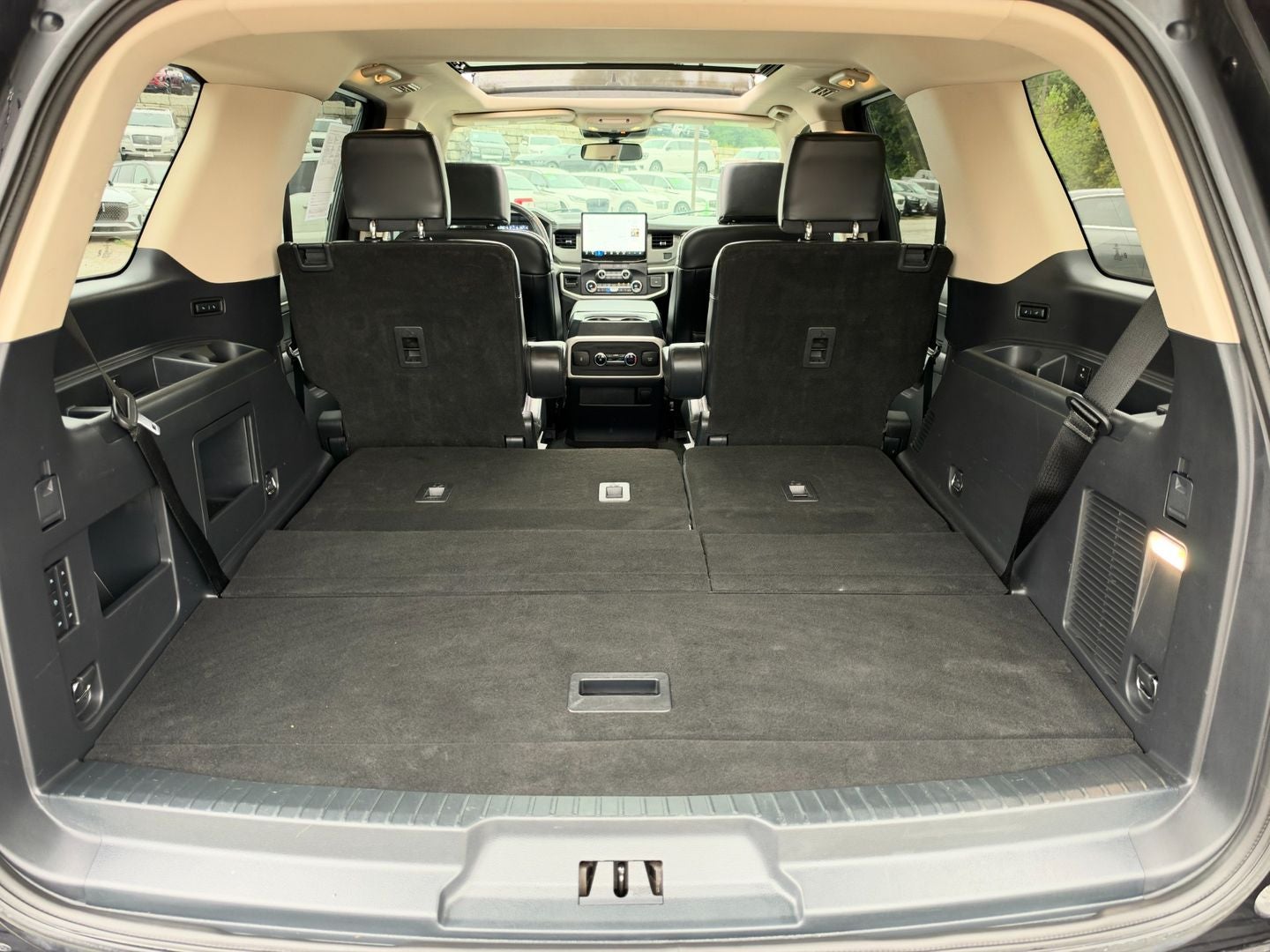 2023 Ford Expedition XLT