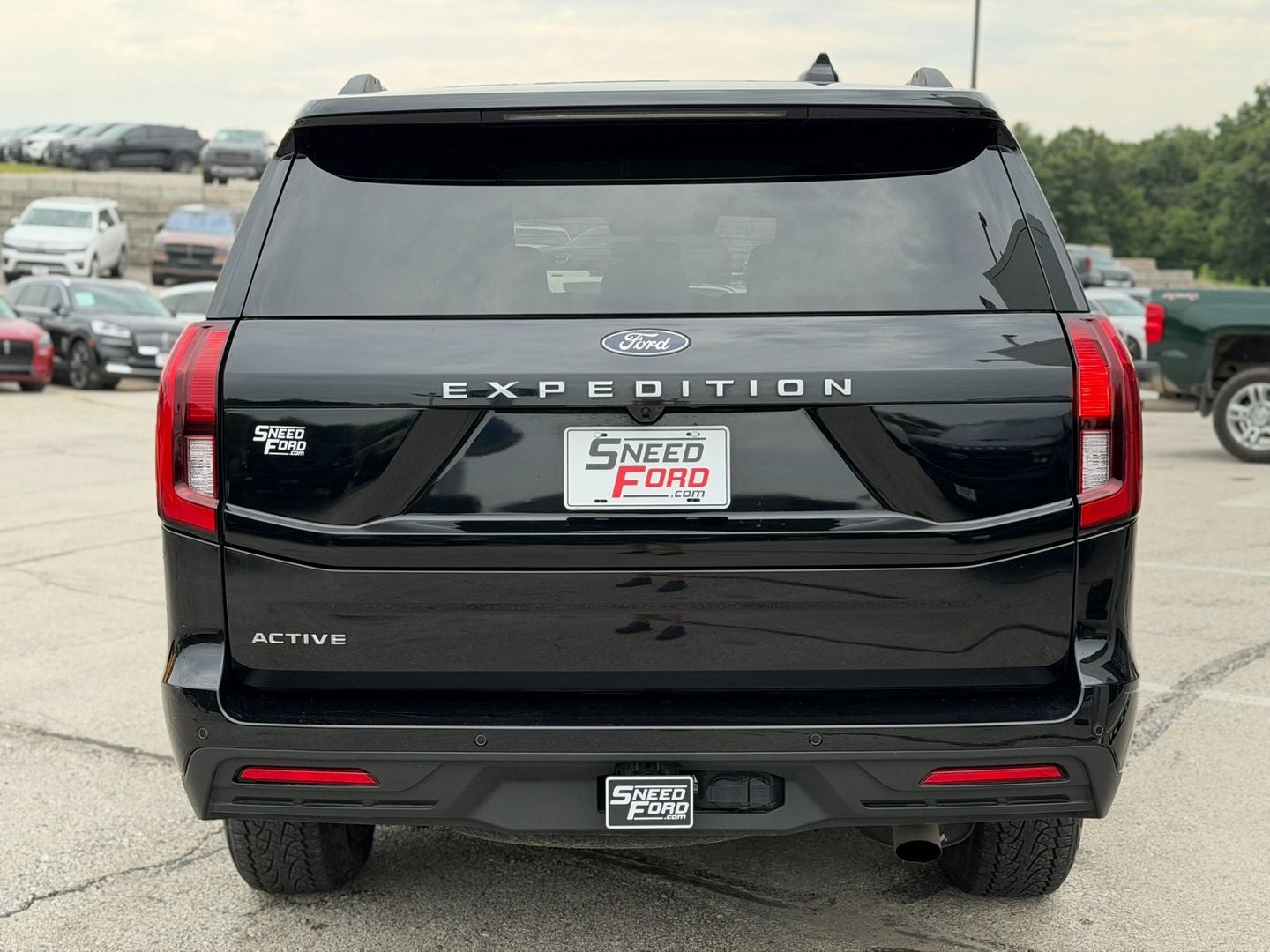 2025 Ford Expedition Active