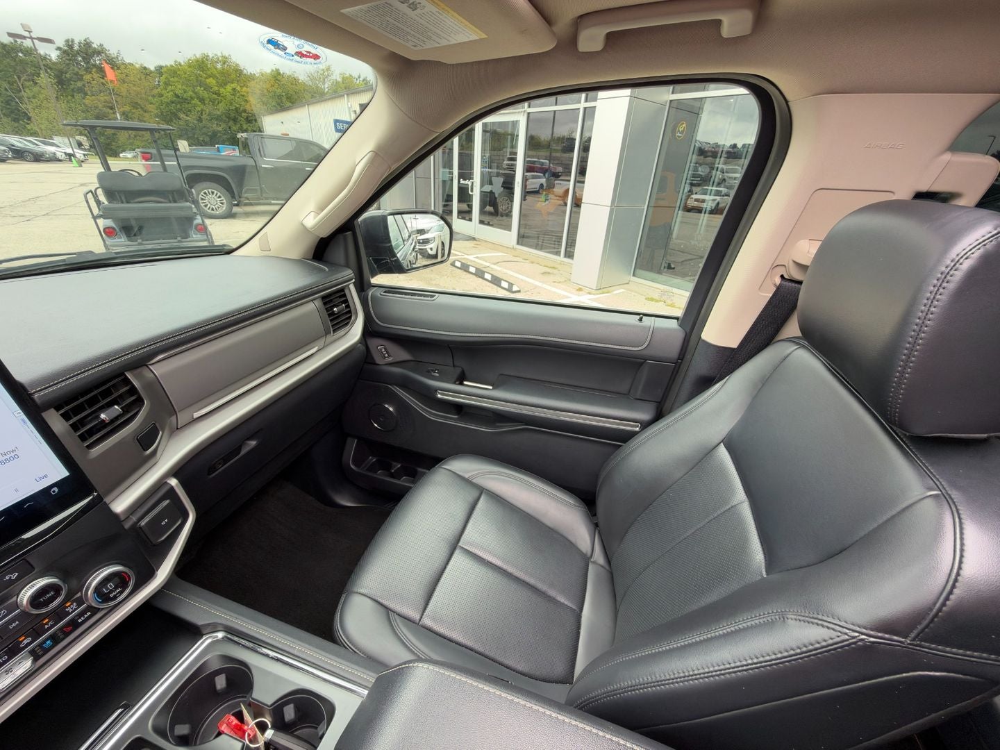 2024 Ford Expedition XLT