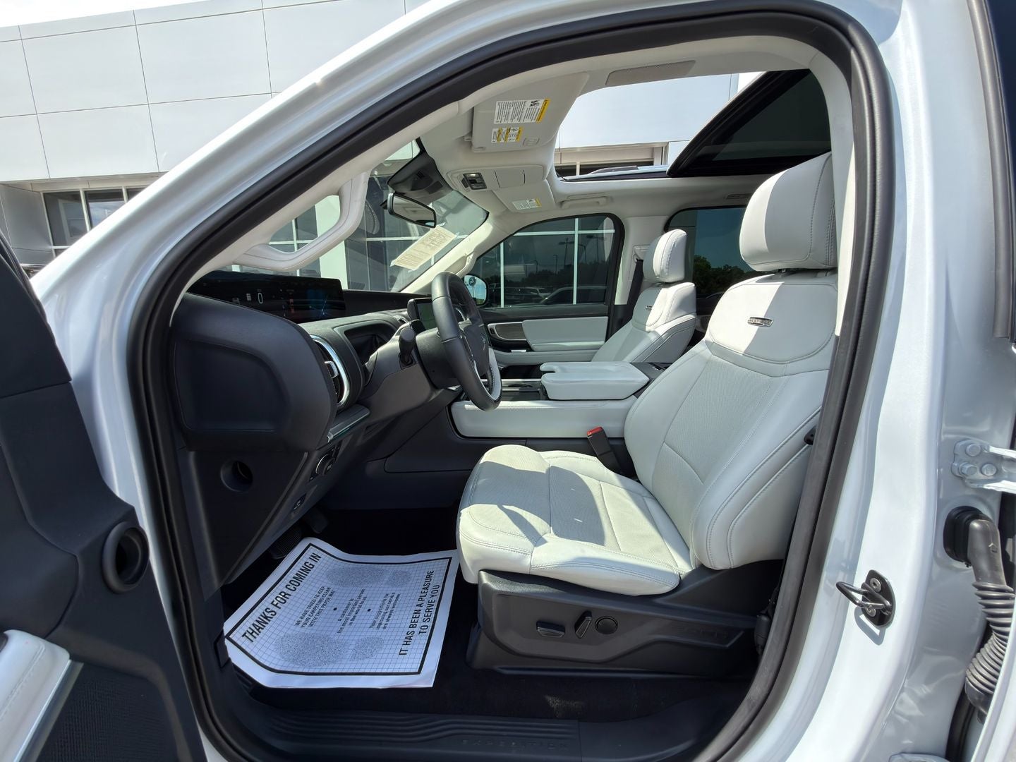 2025 Ford Expedition Platinum