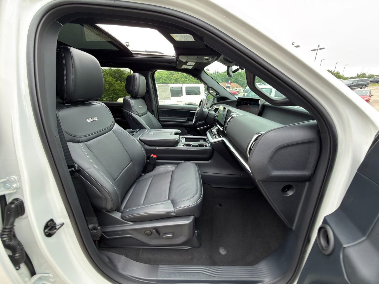 2026 Ford Expedition Platinum®