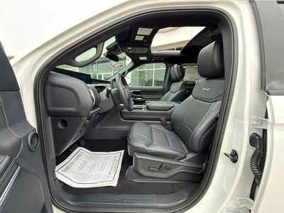 2026 Ford Expedition Platinum®