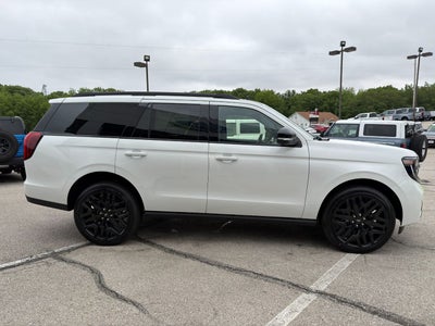 2026 Ford Expedition Platinum®