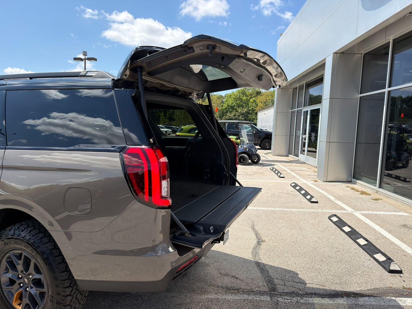 2026 Ford Expedition Tremor