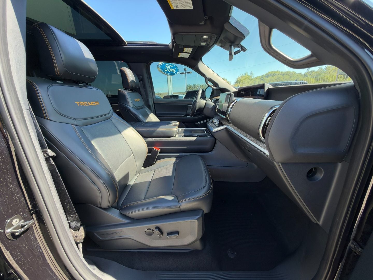 2025 Ford Expedition Tremor