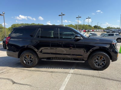 2025 Ford Expedition Tremor